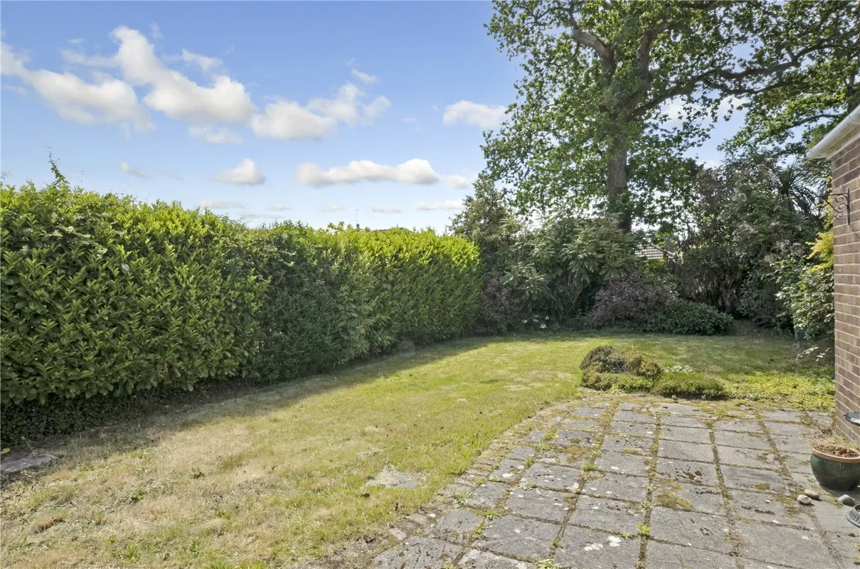 Ashurst Road, West Moors, Ferndown, BH22