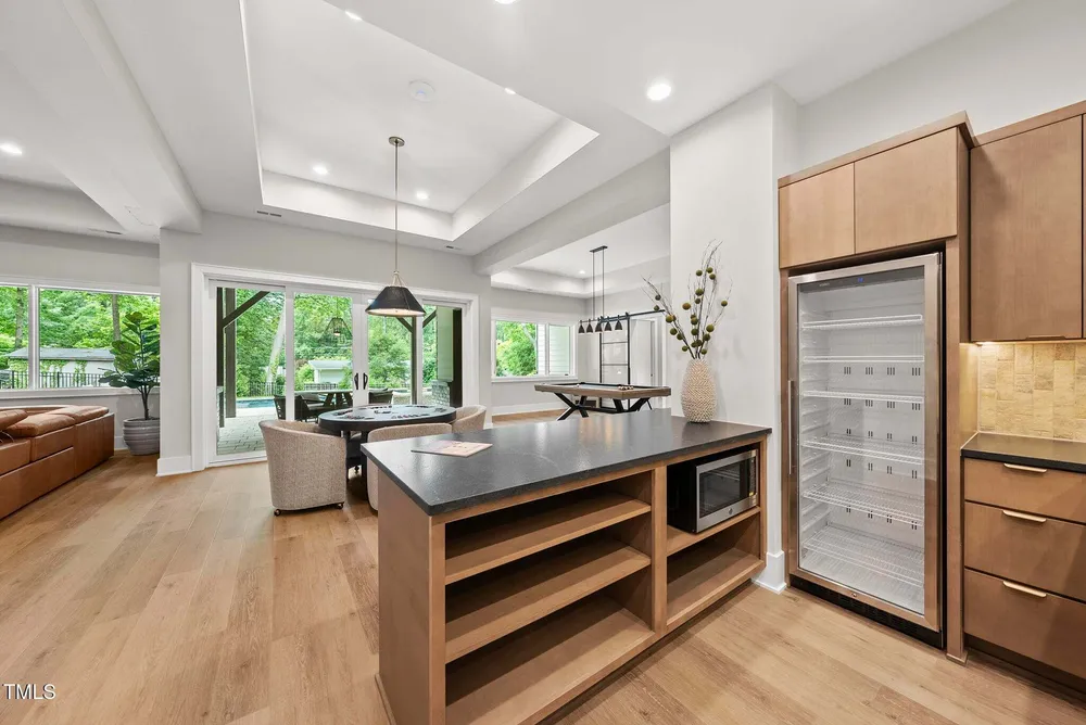 4123 Rockingham Dr, Raleigh, NC 27609