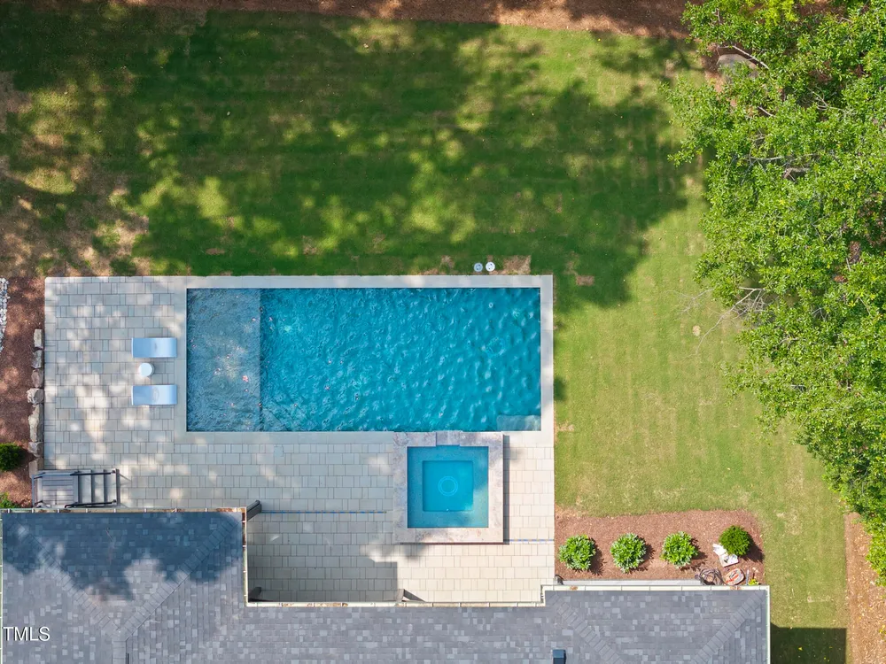 4123 Rockingham Dr, Raleigh, NC 27609