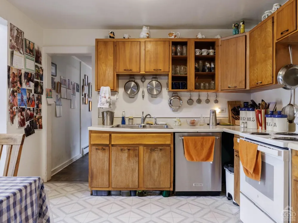 25 Vets Rd, Windham, NY 12496