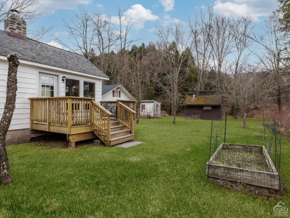 25 Vets Rd, Windham, NY 12496