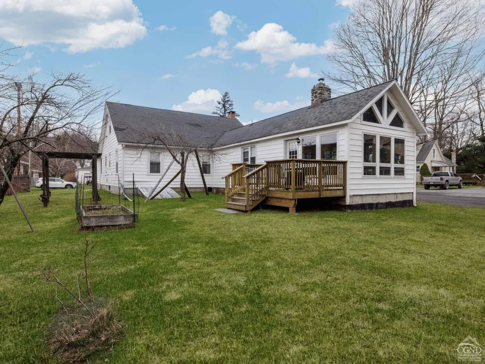 25 Vets Rd, Windham, NY 12496