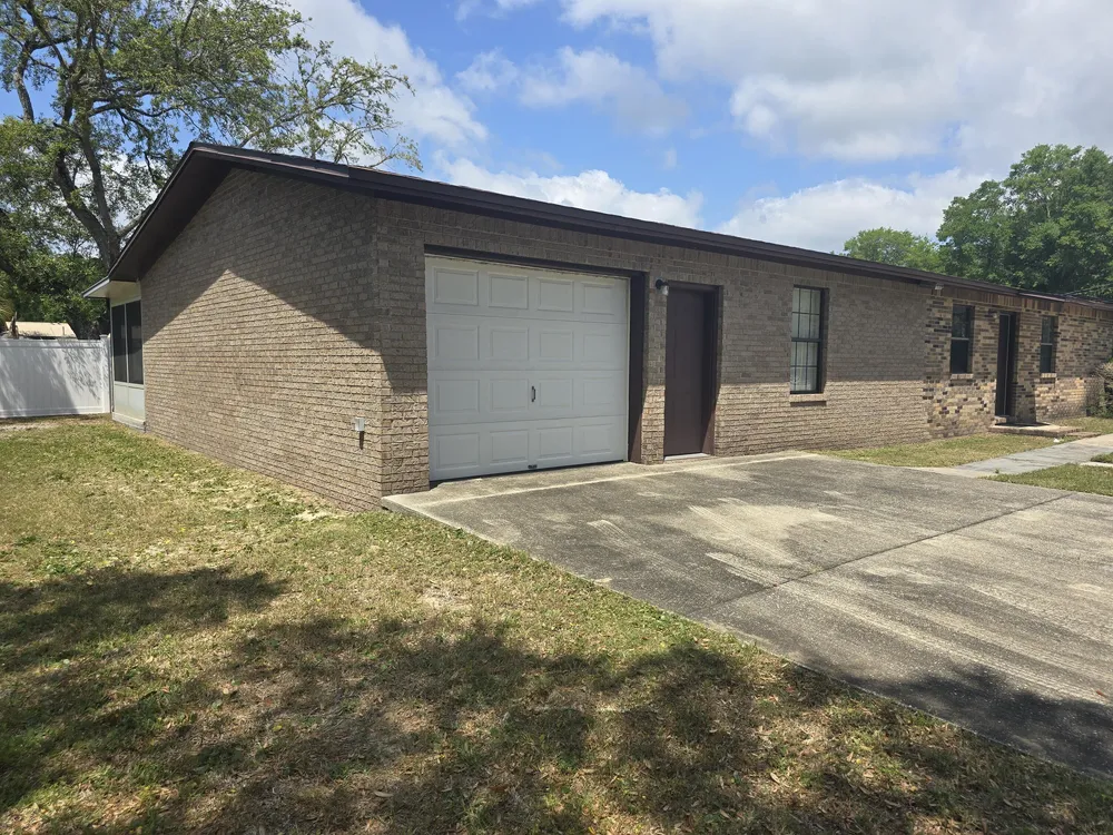 816 Lark St, Fort Walton Beach, FL 32547