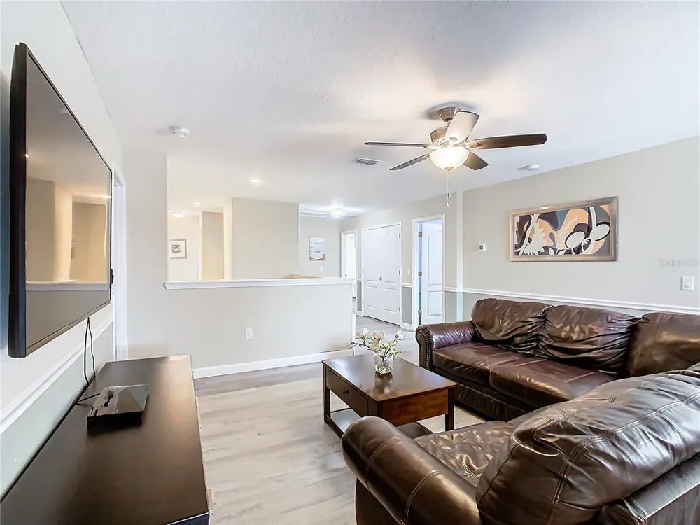 1478 Moon Valley Dr, Davenport, FL 33896