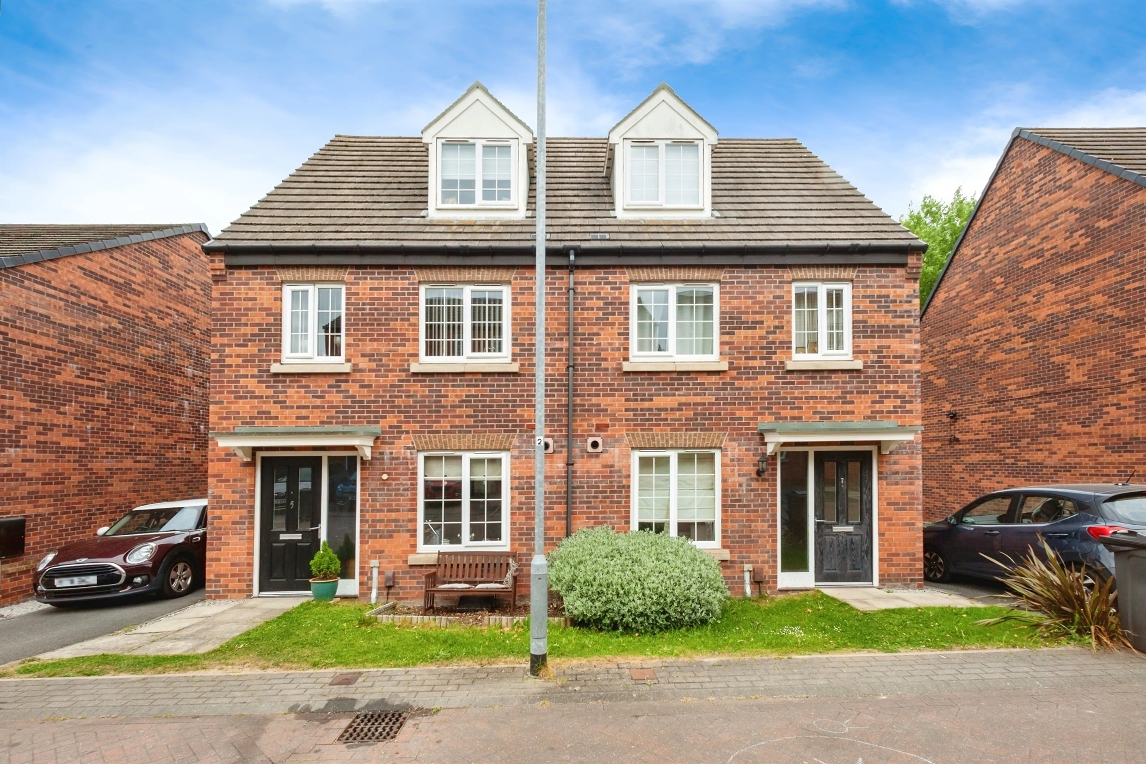 Property at Windmill Close, Barnsley