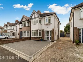 Romany Gardens, Sutton photo