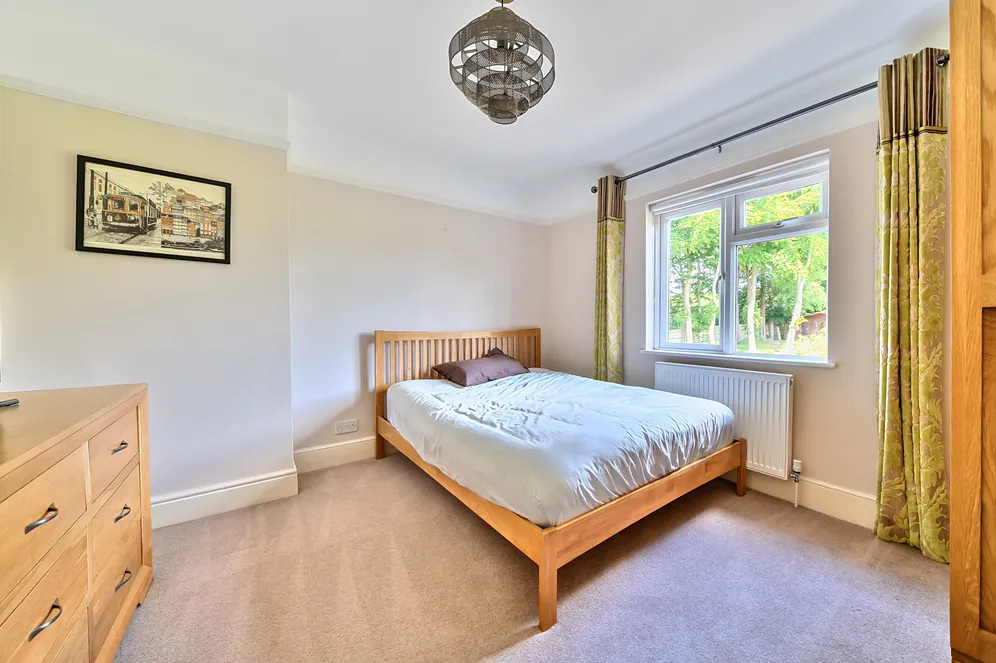 Bletchingley Road, Godstone, RH9 photo 4