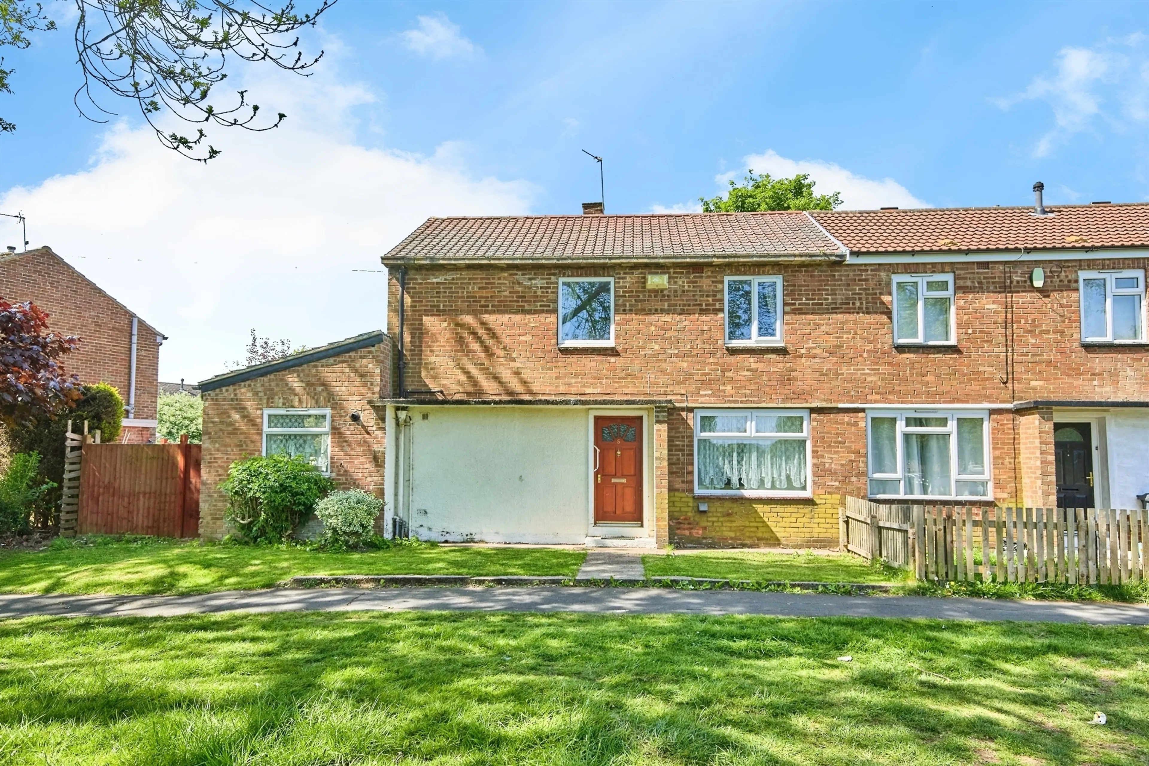 Property photo 0