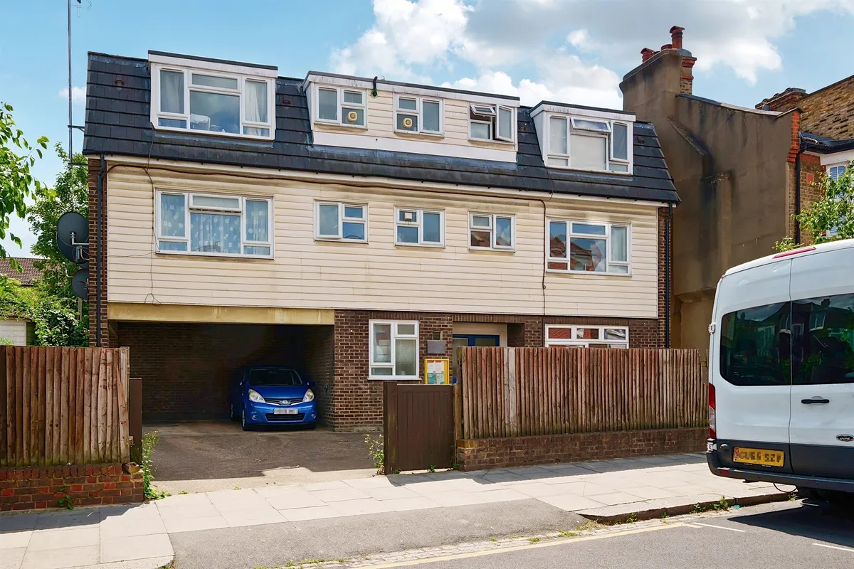 Craven Park Road, London