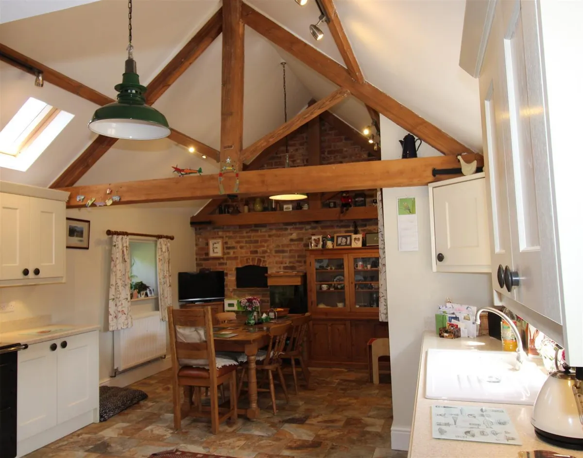 HALL FARM, GOADBY MARWOOD, LEICESTERSHIRE