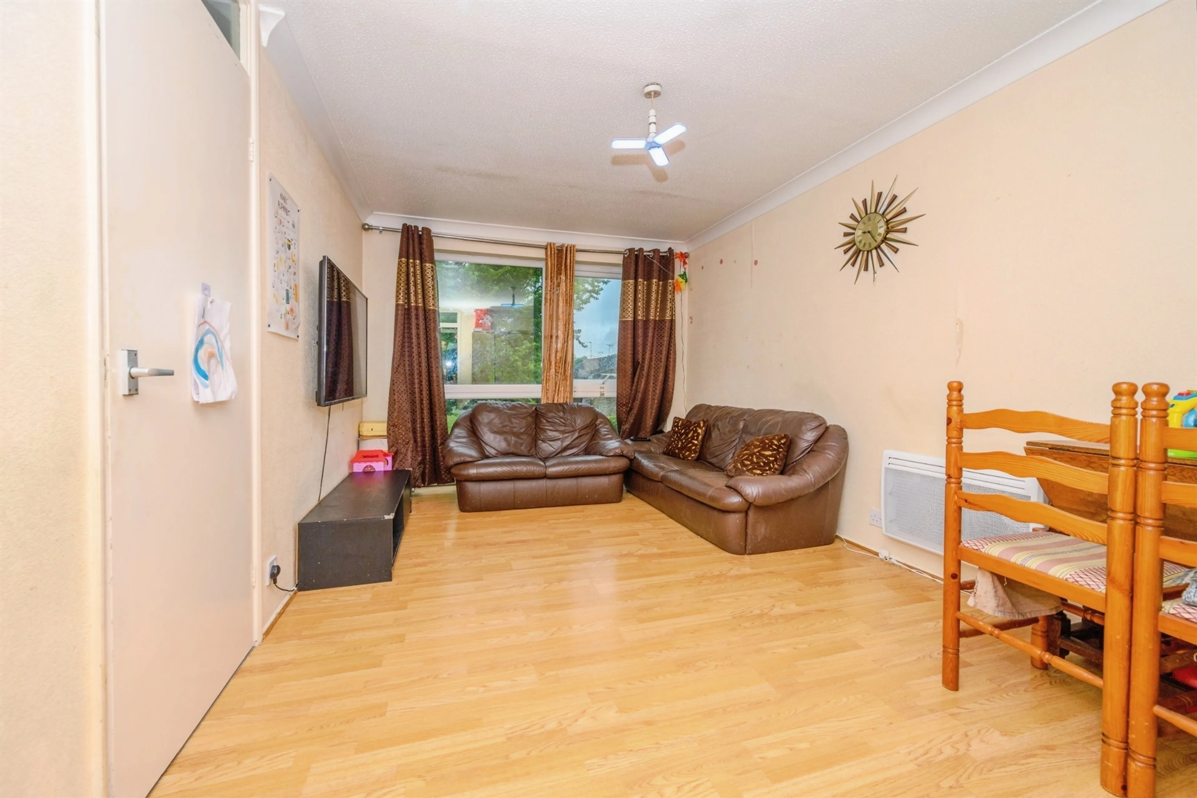 Property at Burns Drive, Hemel Hempstead