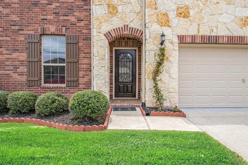 19903 Mulberry Pine Ln, Cypress, TX 77429