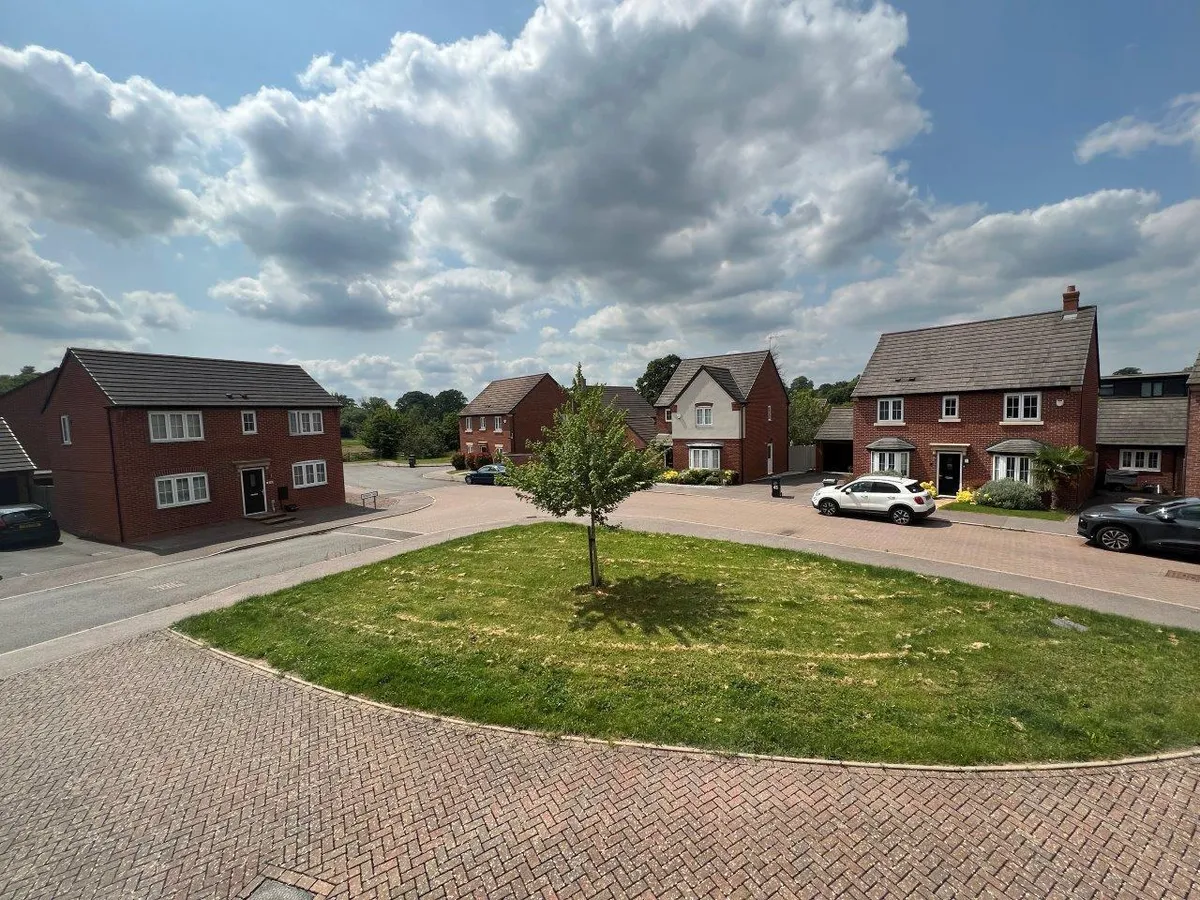 YEOMAN WAY, ROTHLEY