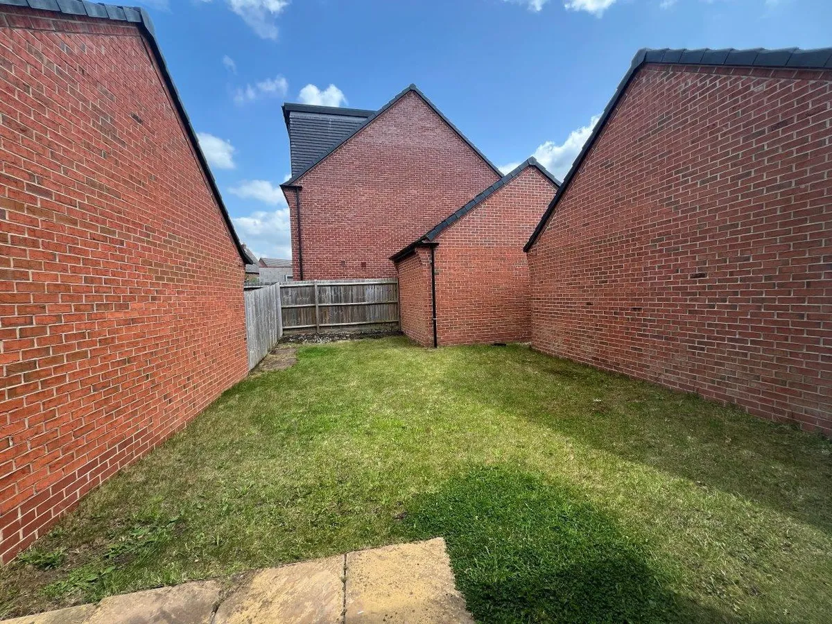 YEOMAN WAY, ROTHLEY
