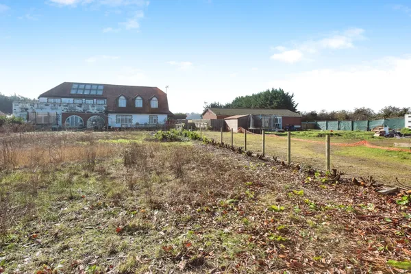 Isleham Road, Worlington, Bury St. Ed...