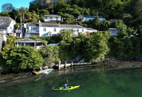 1 Noss Mayo, Noss Mayo