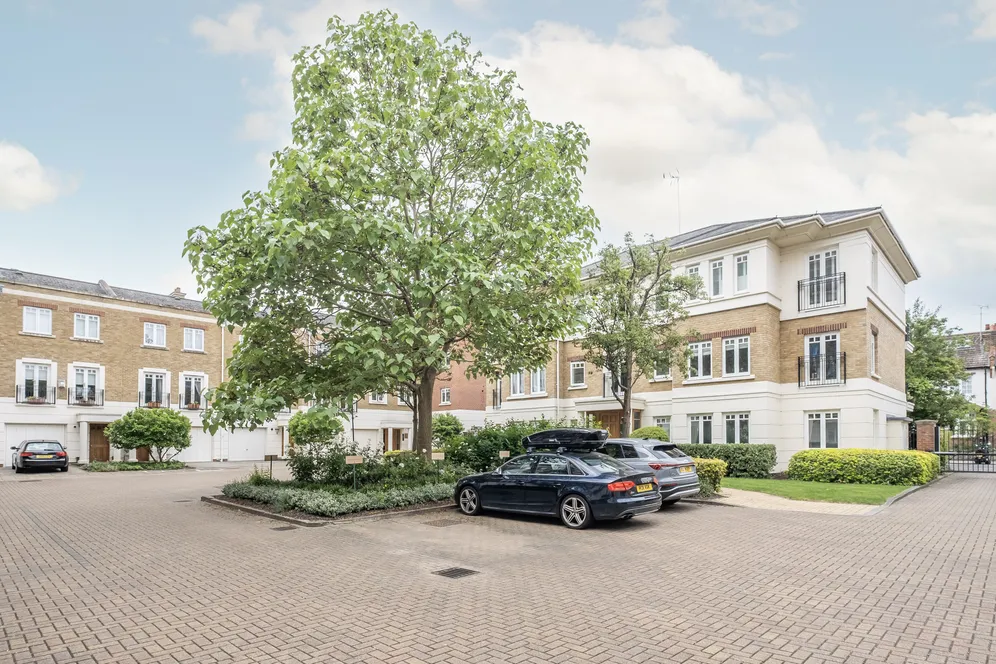 Cambridge Road, Twickenham, TW1 photo 17