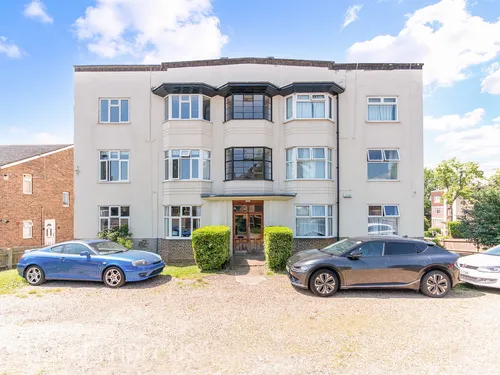 Benhill Wood Road, Suttonphoto