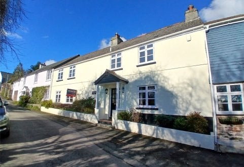 Palm Cross, Modbury