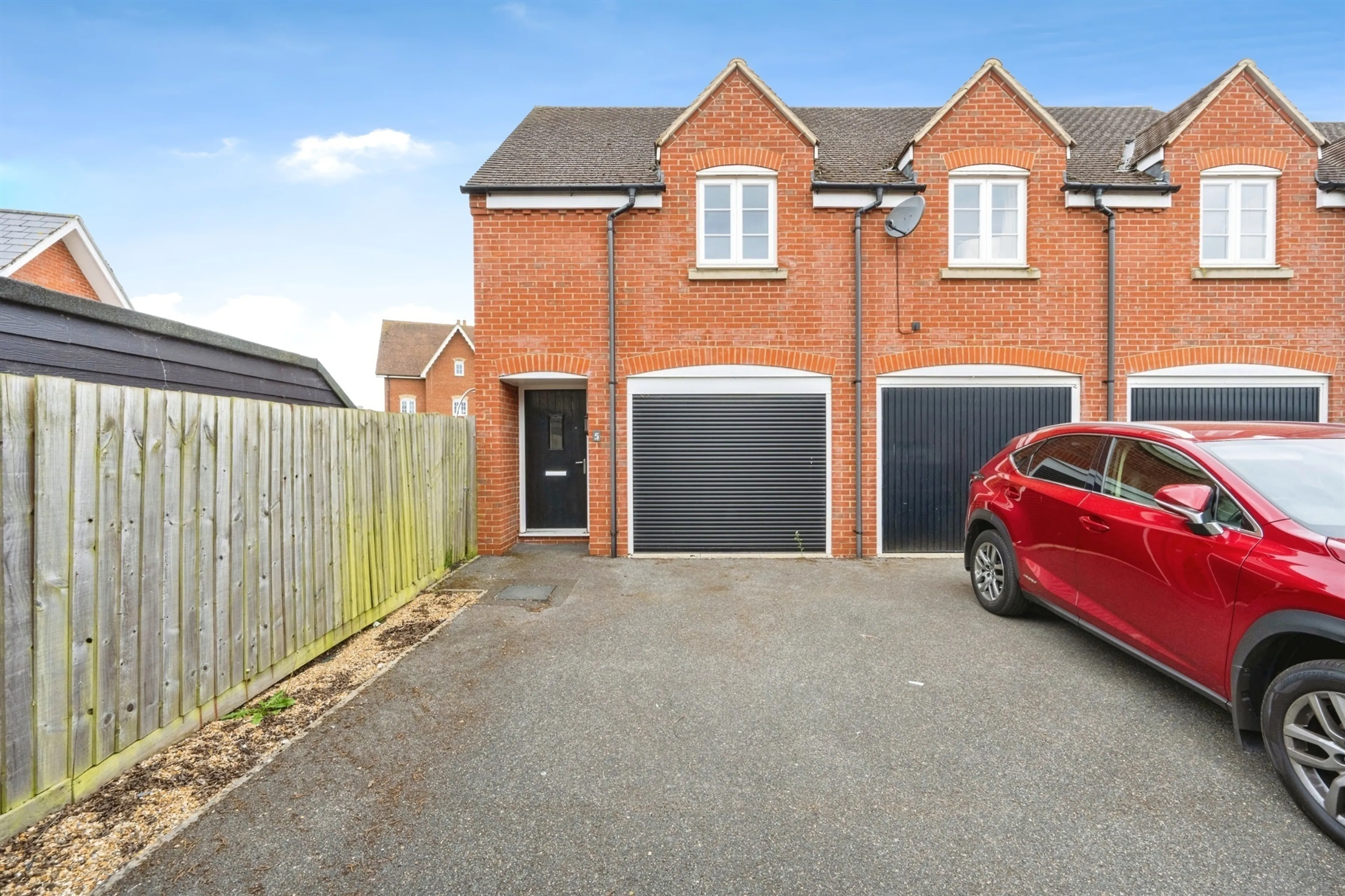 Property photo 0