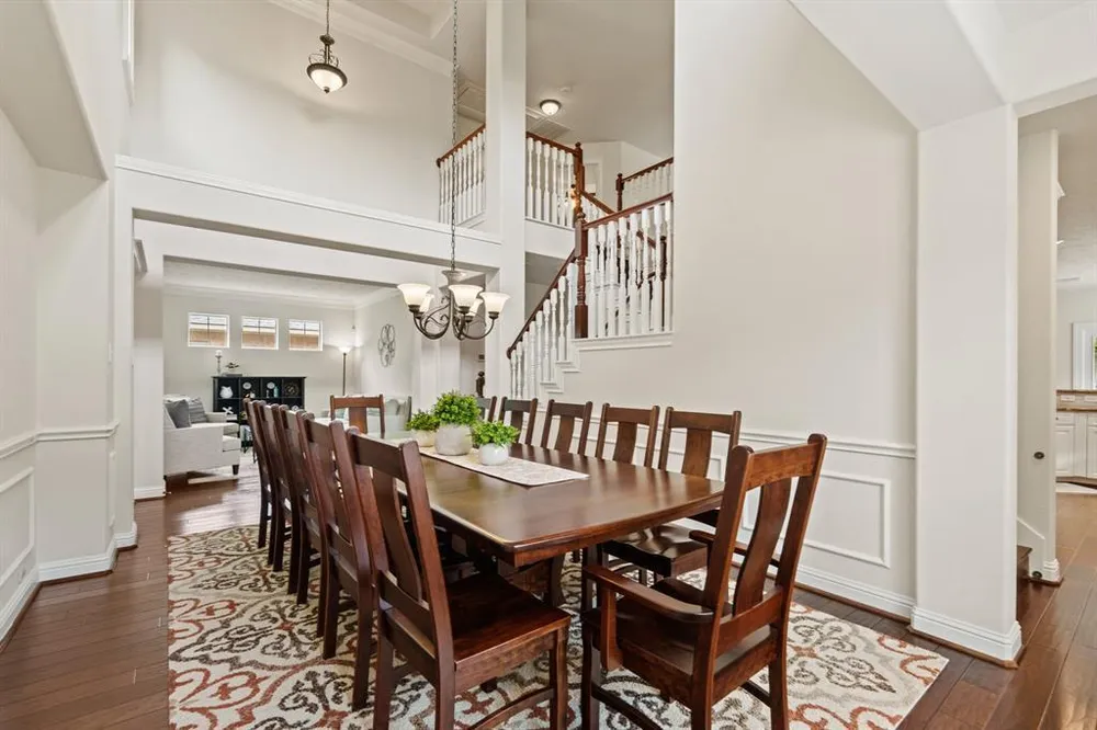 13115 Parkbrook Way Ln, Sugar Land, TX 77498