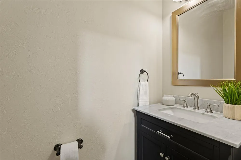 13115 Parkbrook Way Ln, Sugar Land, TX 77498