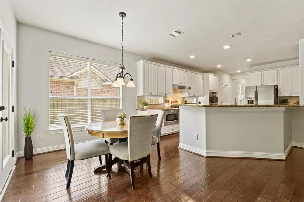 13115 Parkbrook Way Ln, Sugar Land, TX 77498