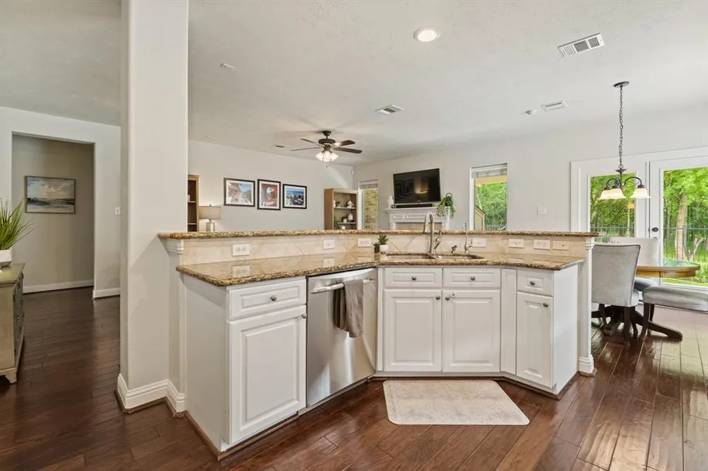 13115 Parkbrook Way Ln, Sugar Land, TX 77498