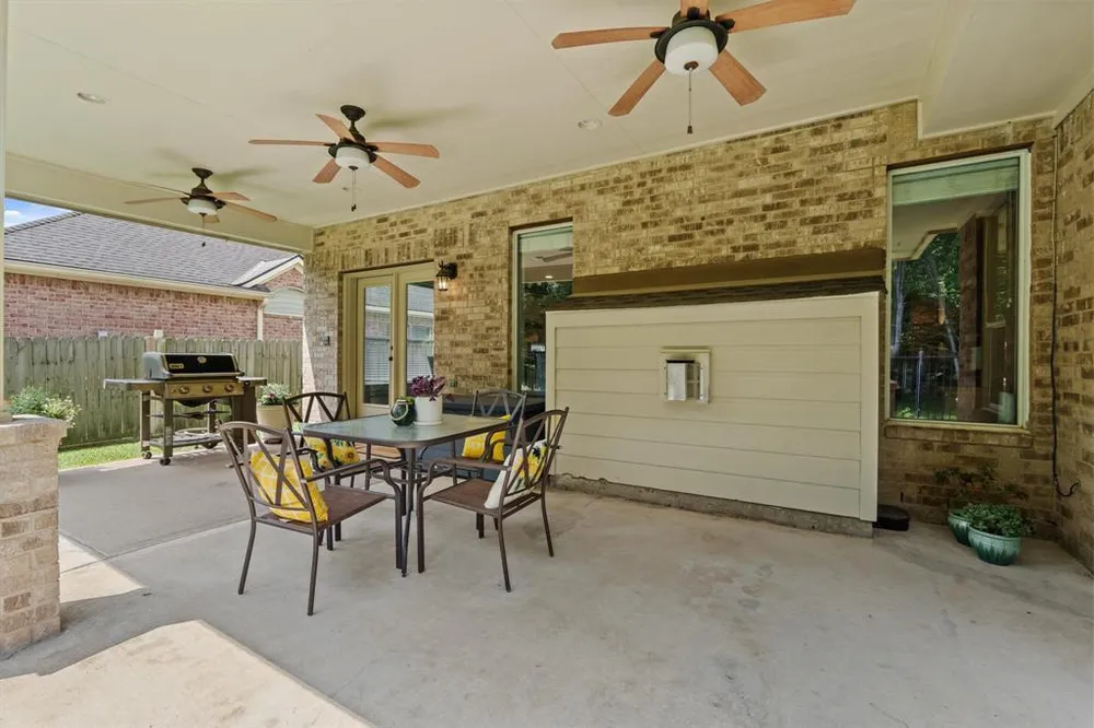 13115 Parkbrook Way Ln, Sugar Land, TX 77498