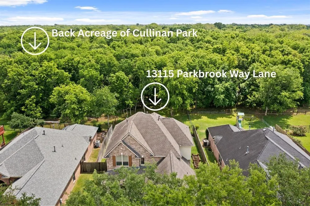 13115 Parkbrook Way Ln, Sugar Land, TX 77498