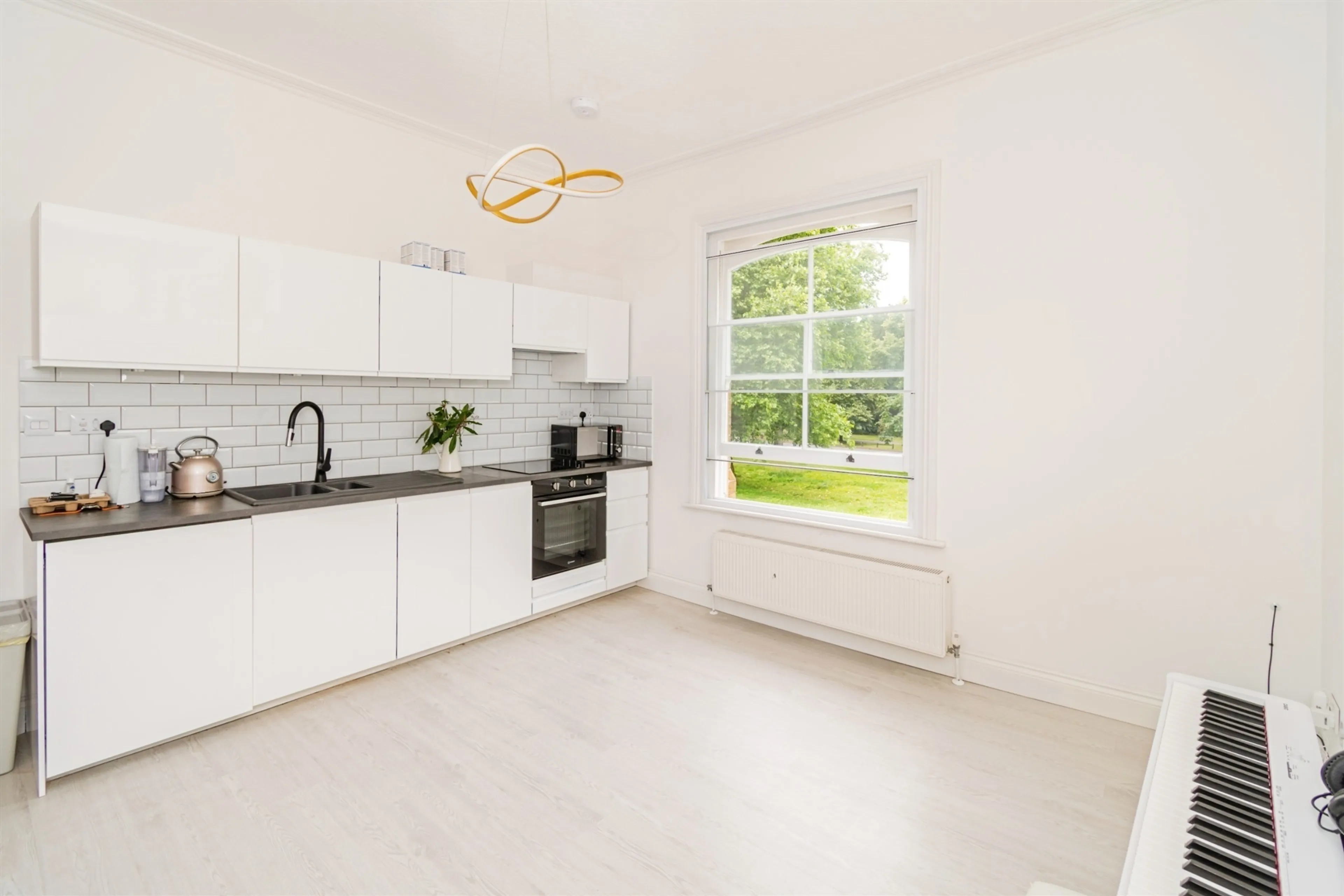 Property at The Avenue, Southampton