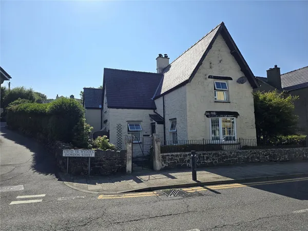 High Street, Llanberis, Caernarfon, G...