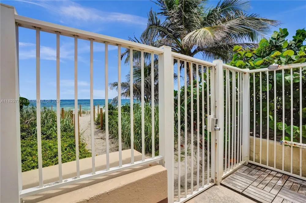 1180 S Ocean Blvd, Boca Raton, FL 33432