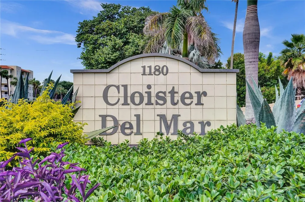 1180 S Ocean Blvd, Boca Raton, FL 33432