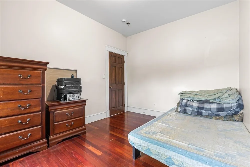 20 Hopkins St, Revere, MA 02151