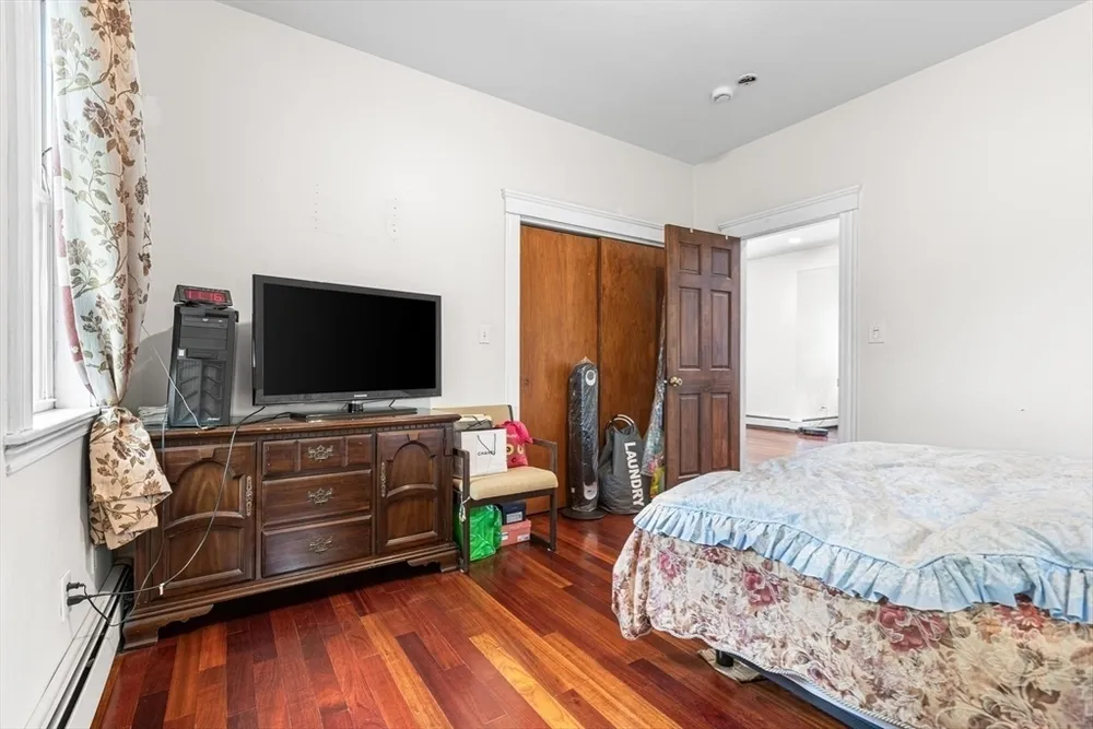 20 Hopkins St, Revere, MA 02151