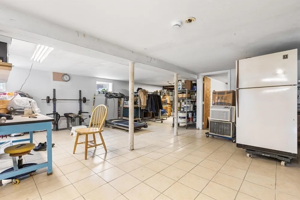 20 Hopkins St, Revere, MA 02151