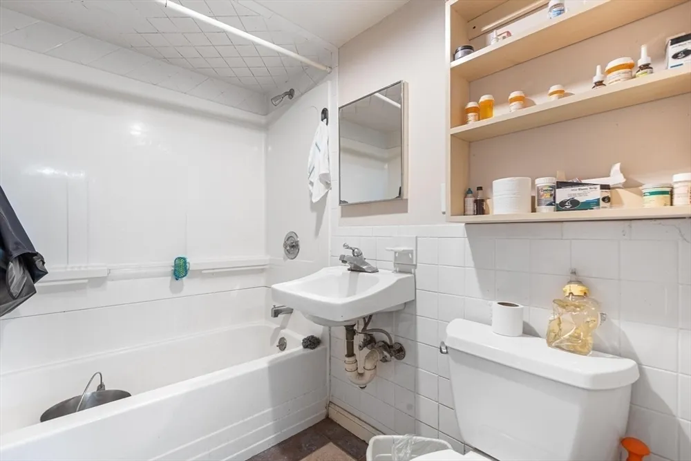 20 Hopkins St, Revere, MA 02151