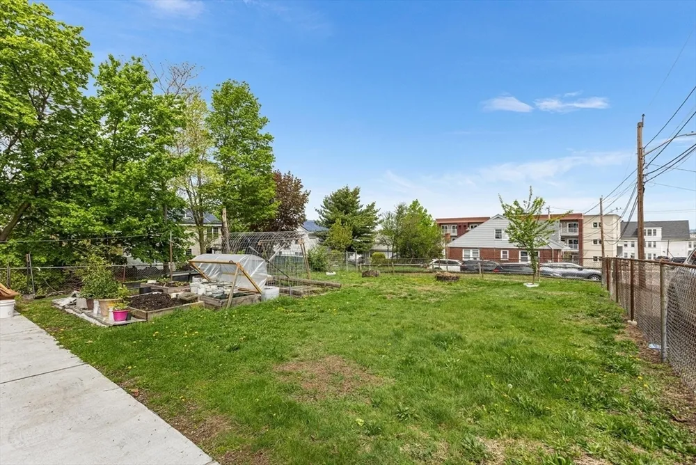 20 Hopkins St, Revere, MA 02151