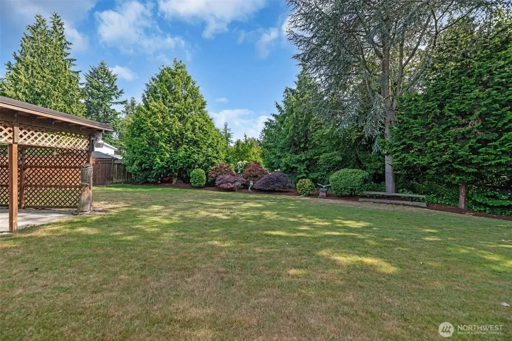 623 SW 122nd St, Seattle, WA 98146