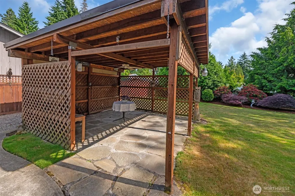 623 SW 122nd St, Seattle, WA 98146