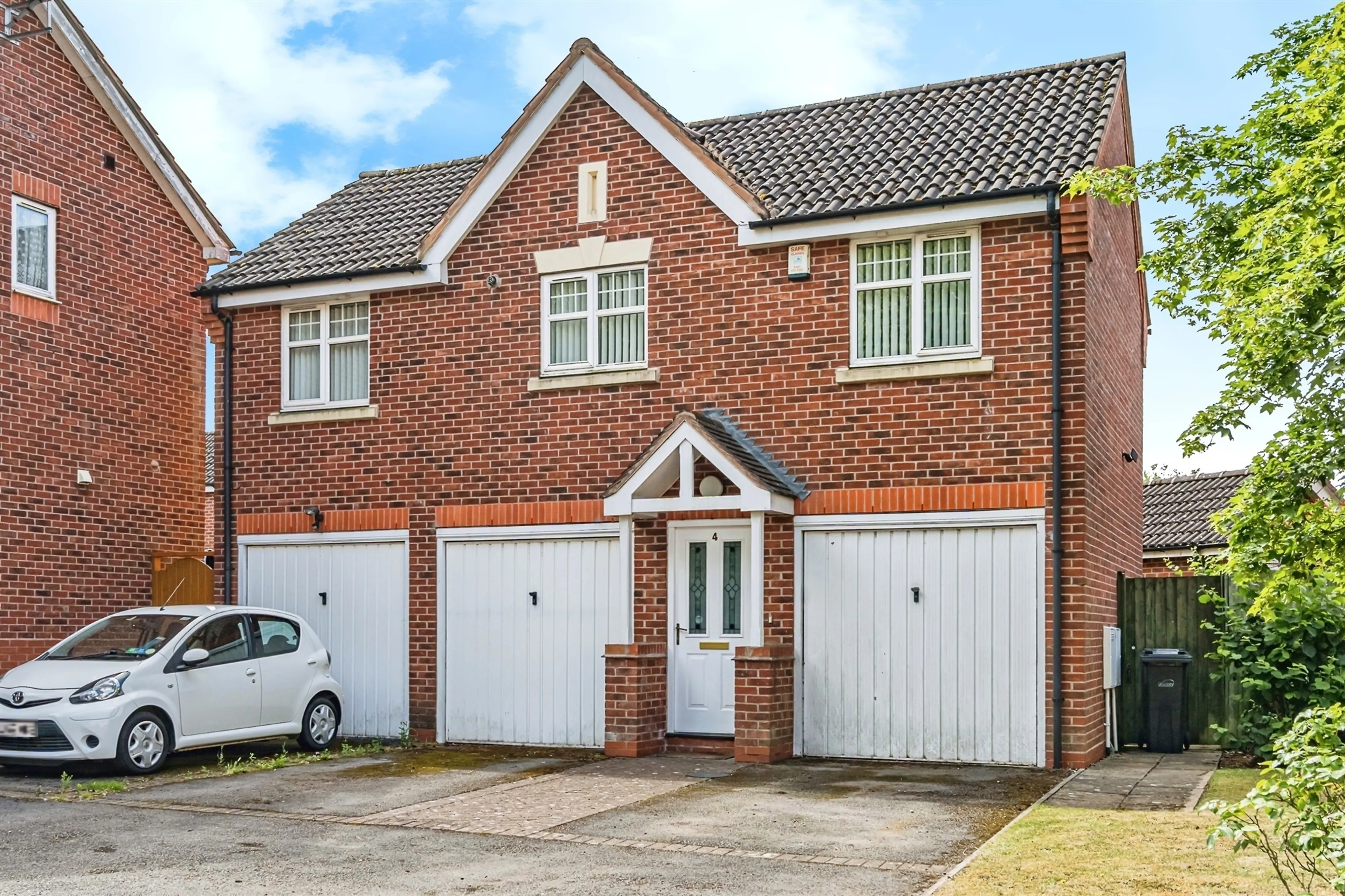 Property photo 0