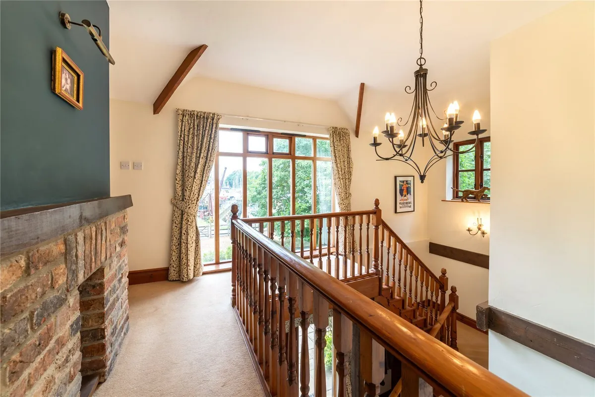 Y Felinheli, Gwynedd, LL56