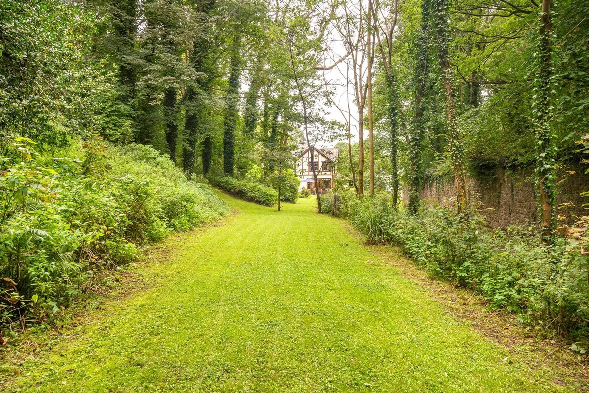 Y Felinheli, Gwynedd, LL56