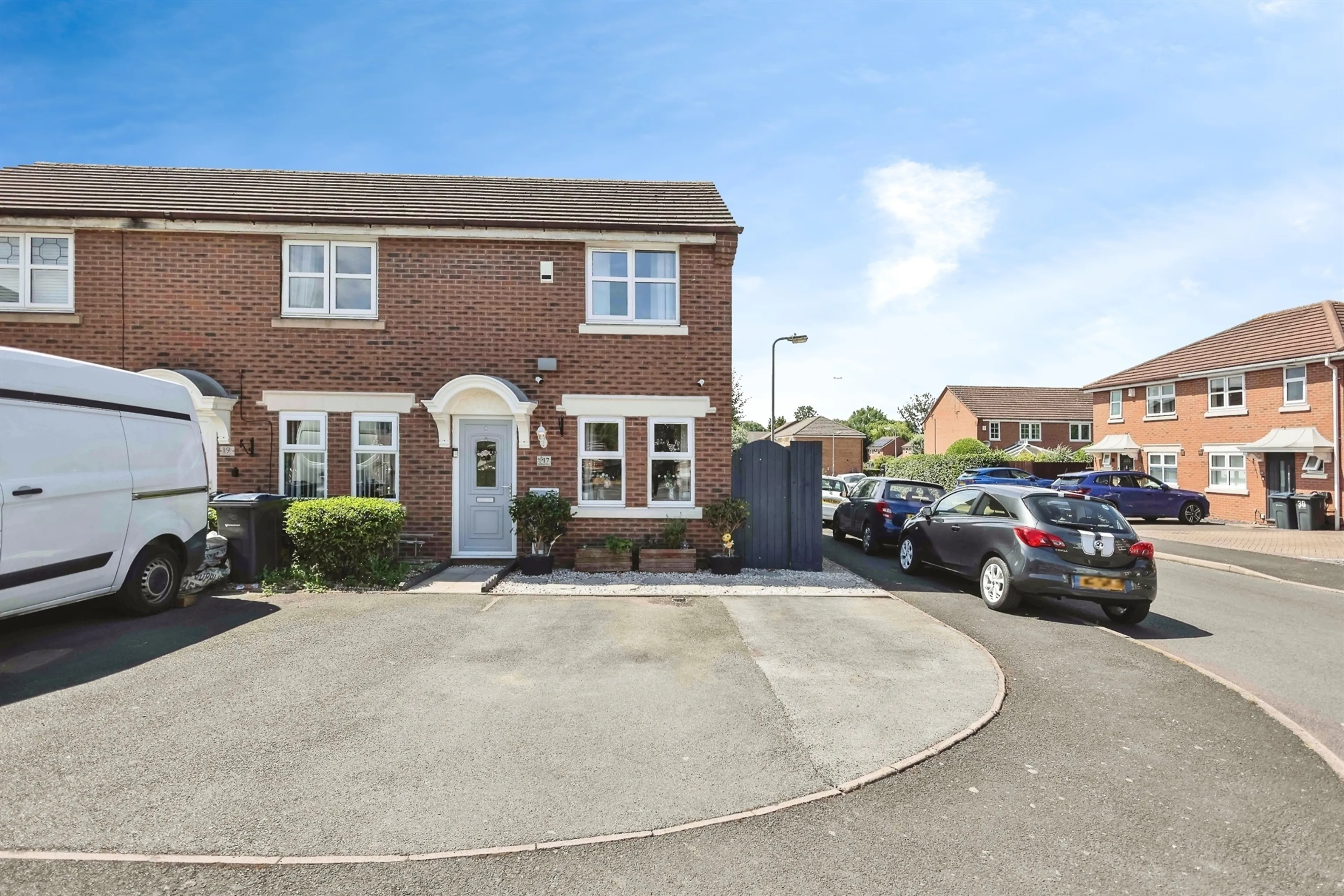 Property photo 0