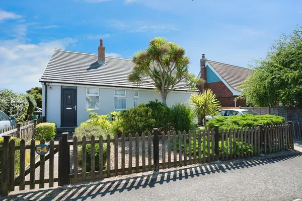 Wheatlands Avenue, Hayling Island, Ha...
