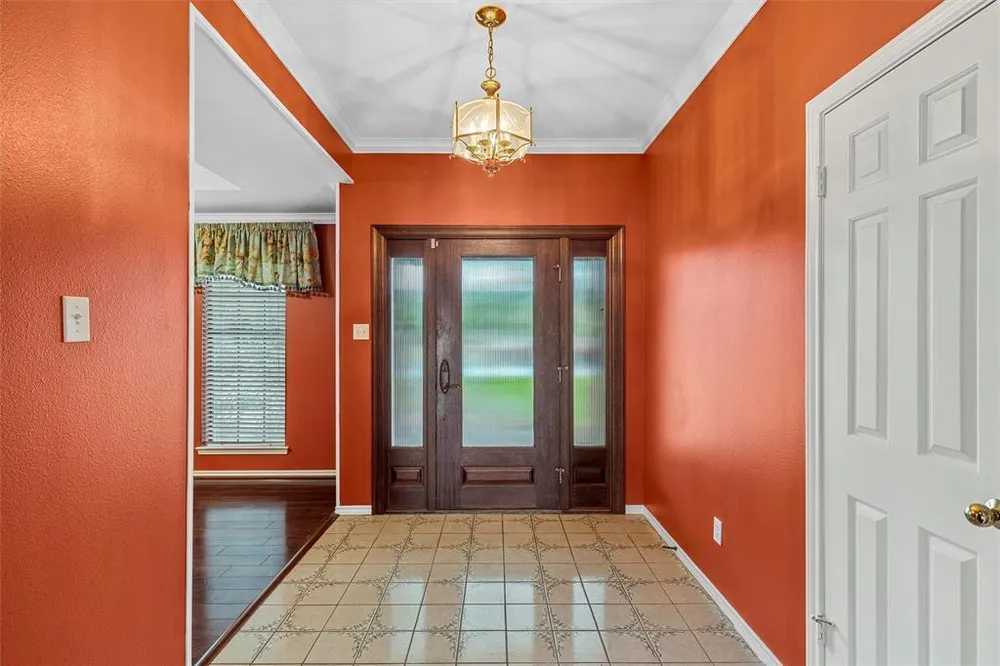 8216 Teakwood Dr, Woodway, TX 76712