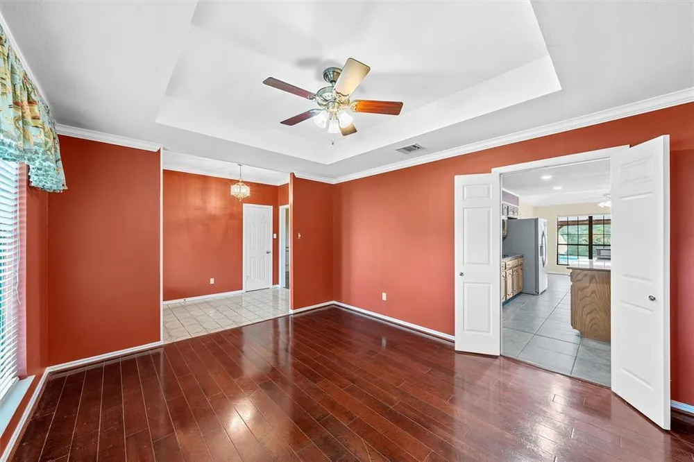 8216 Teakwood Dr, Woodway, TX 76712