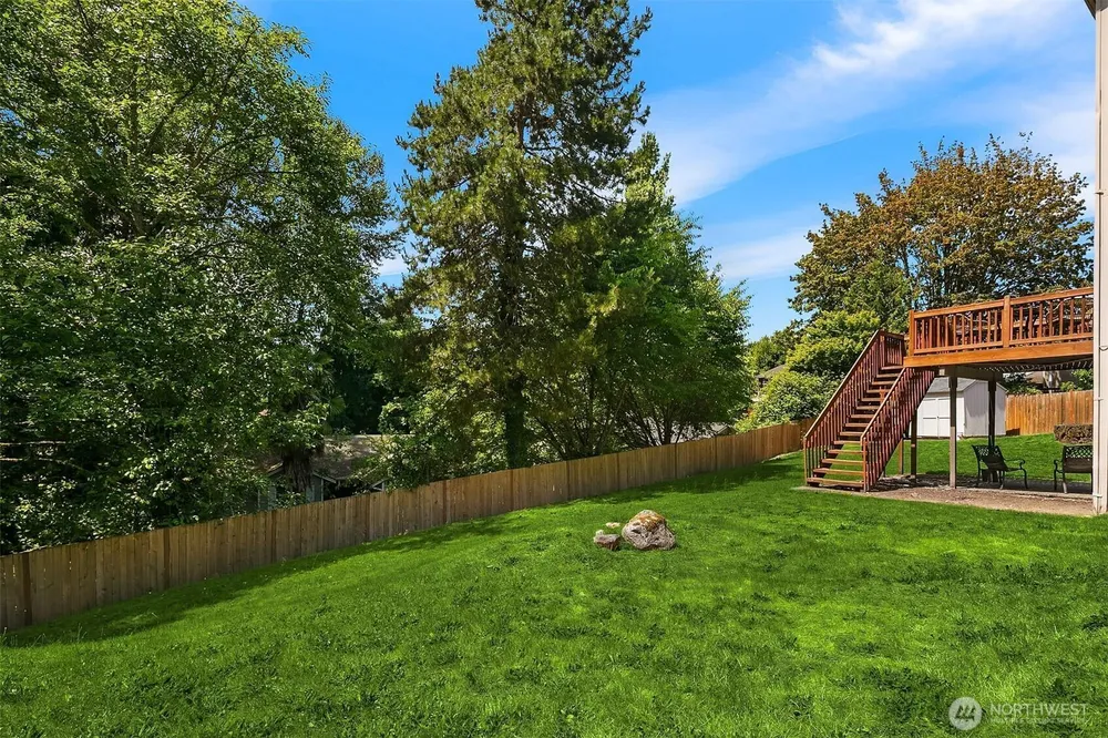 1613 Hoquiam Pl NE, Renton, WA 98059