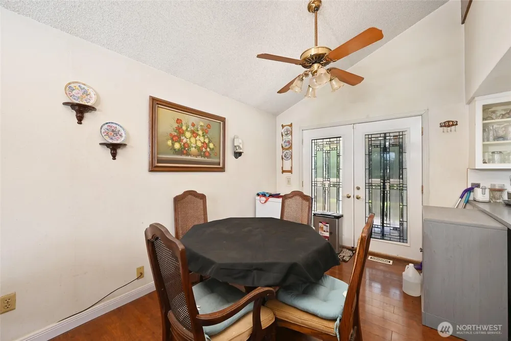 2907 SW 333rd St, Federal Way, WA 98023